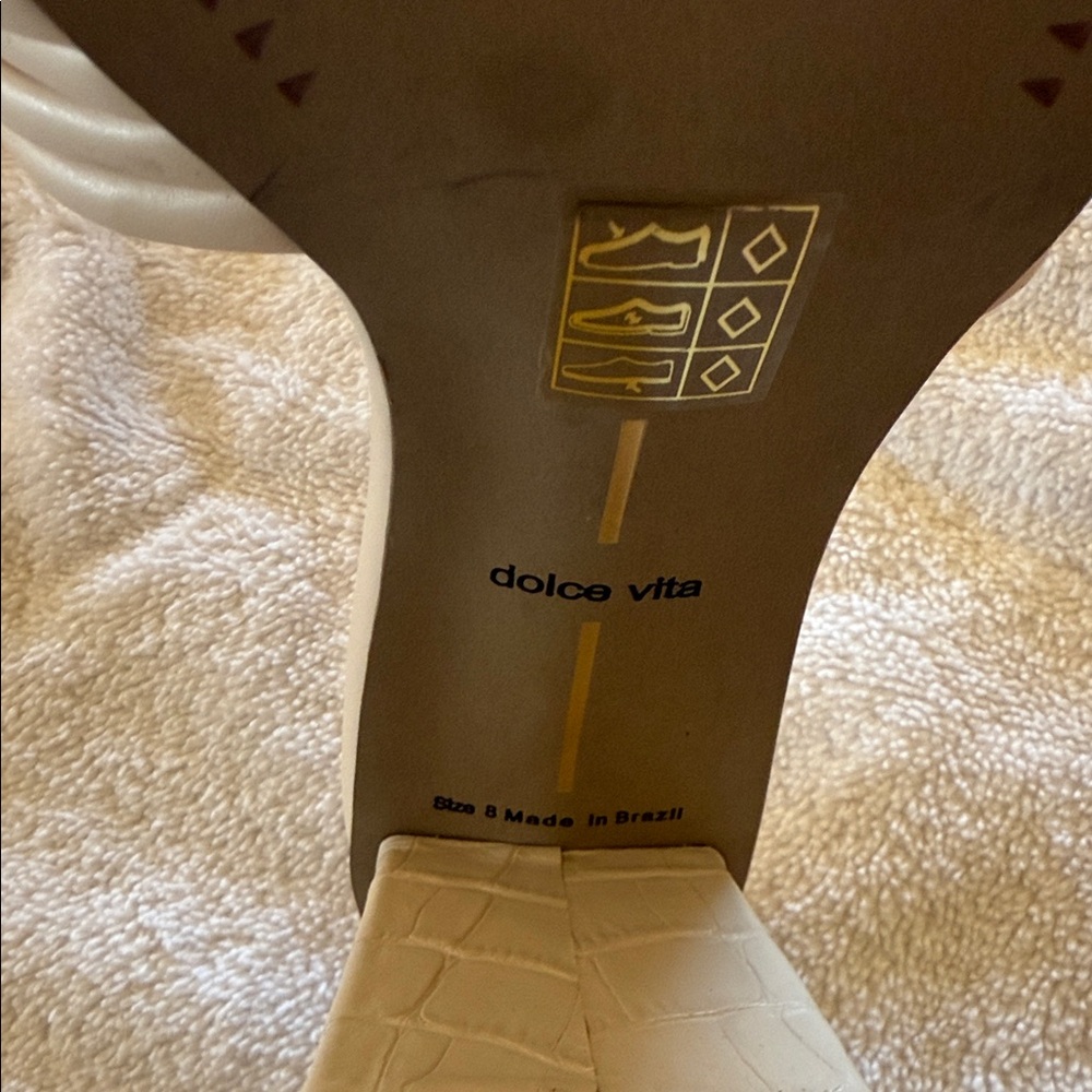 Dolce Vita Tan Mules - Picture 5 of 7